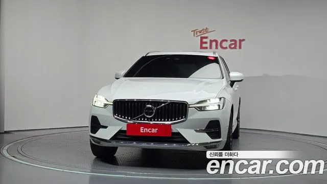 Вольво XC60 — Фото автомобиля 3