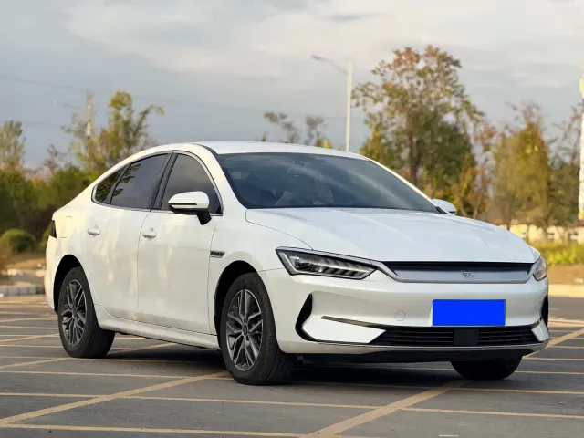 BYD Qin PLUS — Фото автомобиля 3