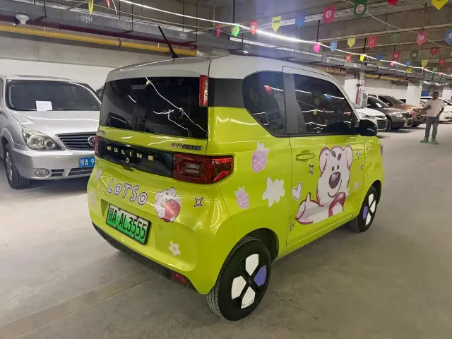 Wuling Hongguang Mini EV — Фото автомобиля 8