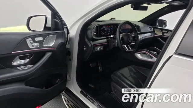 Mercedes-Benz GLE-Class — Фото автомобиля 15