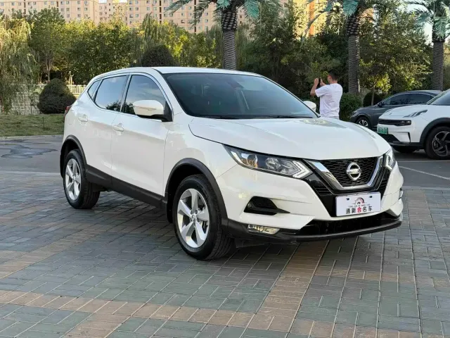Nissan Qashqai — Фото автомобиля 3