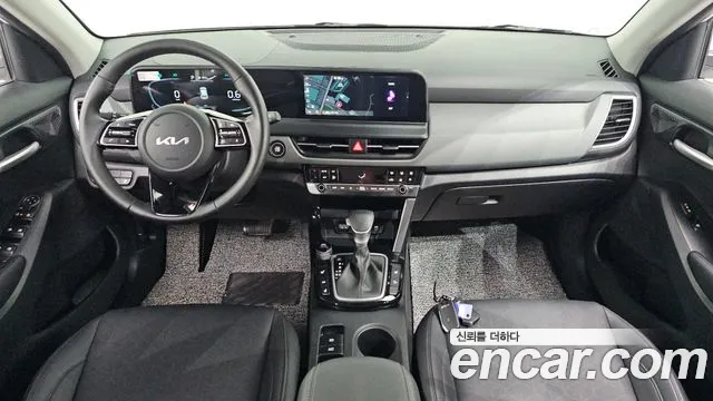 Kia Seltos — Фото автомобиля 10