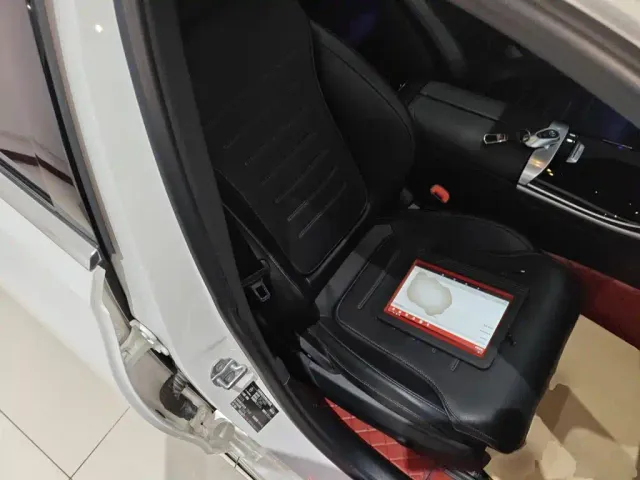 Mercedes-Benz C-Class — Фото автомобиля 19