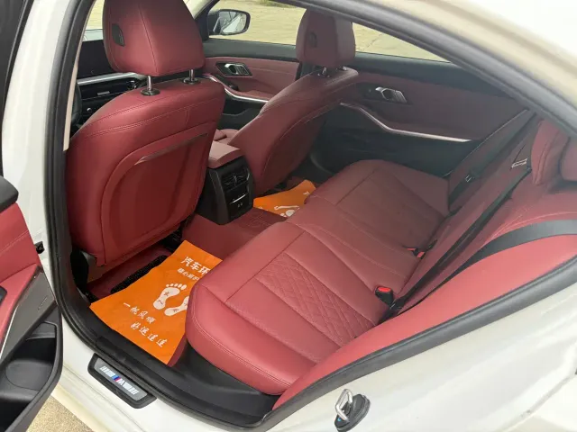 BMW 3 Series — Фото автомобиля 4