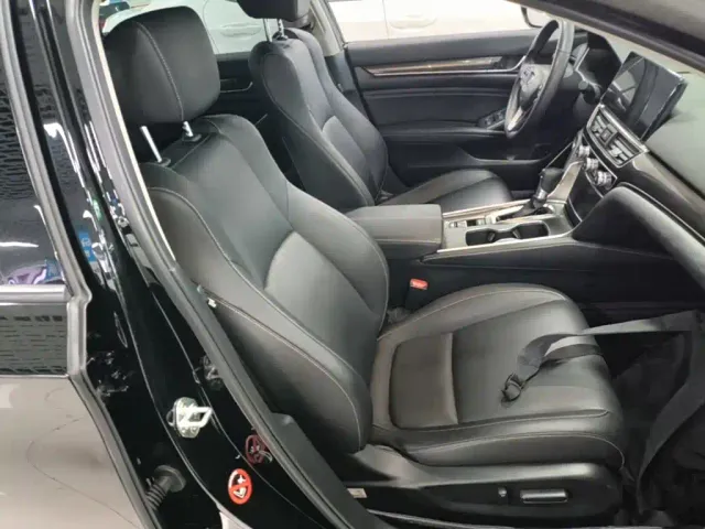 Honda Accord — Фото автомобиля 24