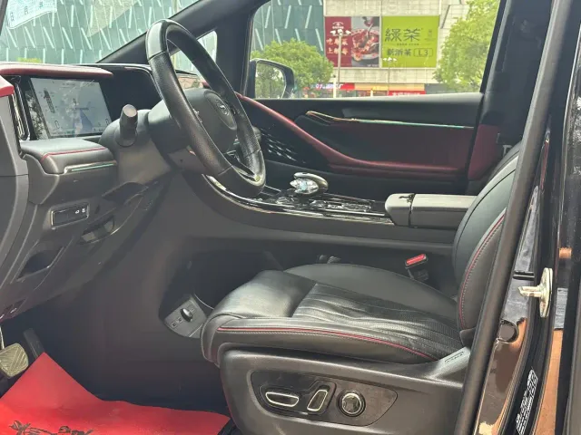 GAC Trumpchi M8 — Фото автомобиля 8