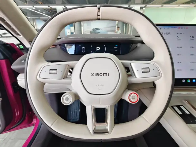 Xiaomi SU7 — Фото автомобиля 8