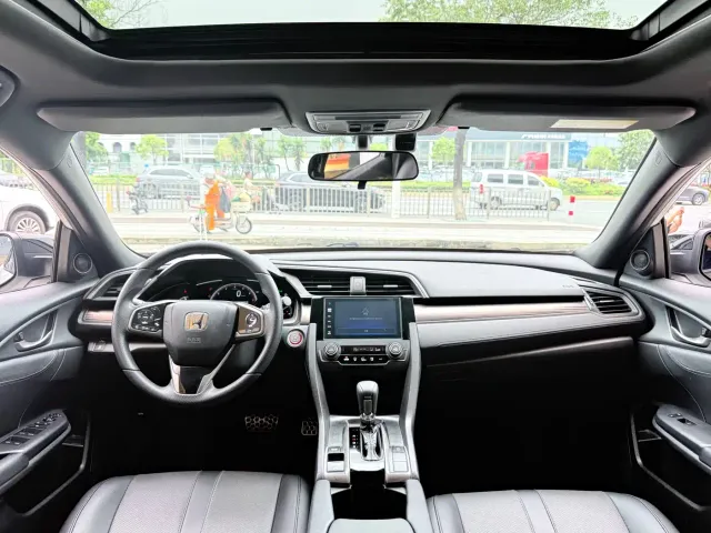 Honda Civic — Фото автомобиля 6