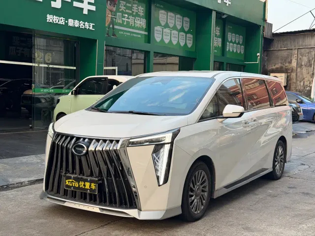 Фотография автомобиля — GAC Trumpchi M8