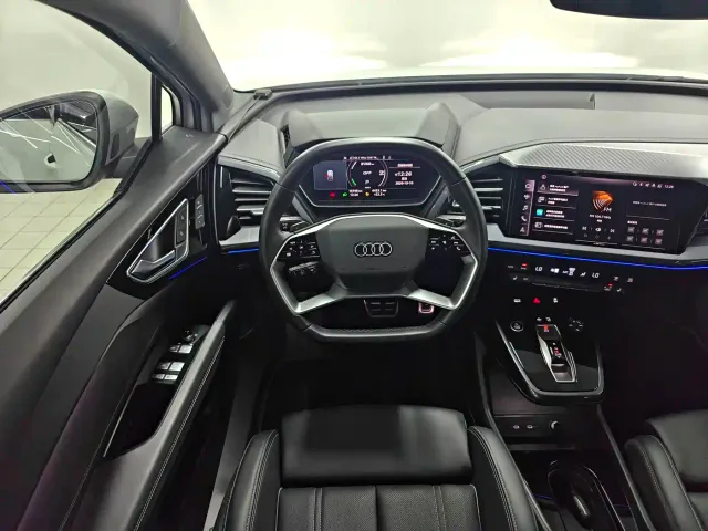 Audi Q4 e-tron — Фото автомобиля 9