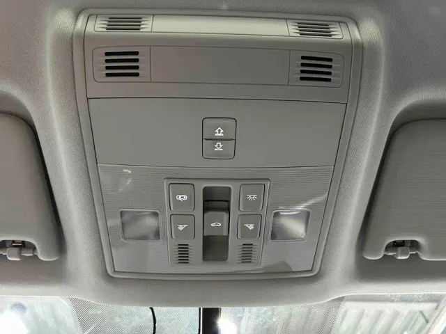 Skoda Karoq — Фото автомобиля 13