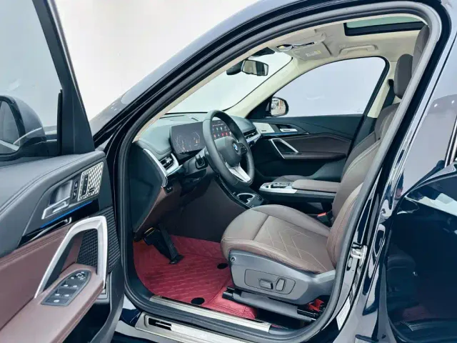 BMW X1 — Фото автомобиля 13