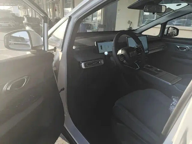 GAC Aion Y — Фото автомобиля 15