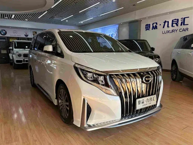 Фотография автомобиля — GAC Trumpchi M8