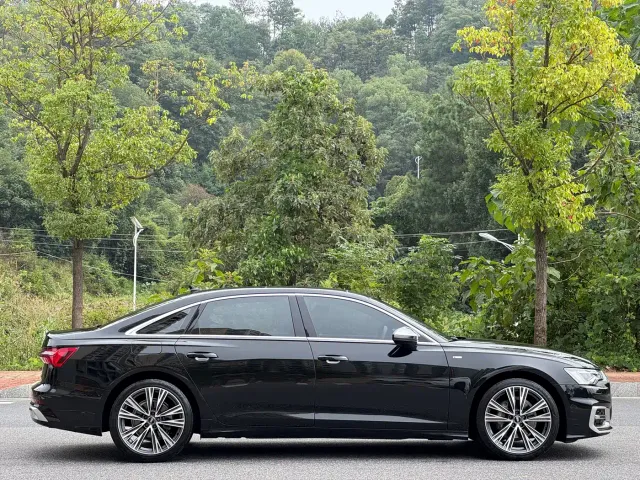 Audi A6L — Фото автомобиля 5