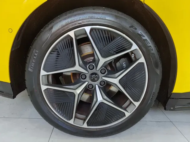 Lotus Emeya — Фото автомобиля 8