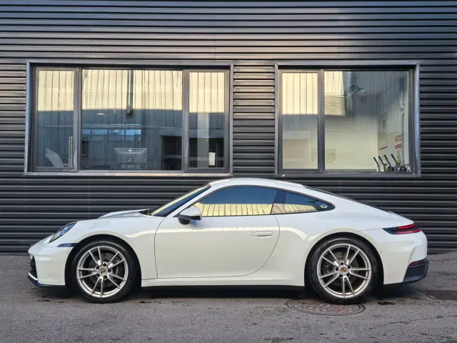 Porsche 911 — Фото автомобиля 4