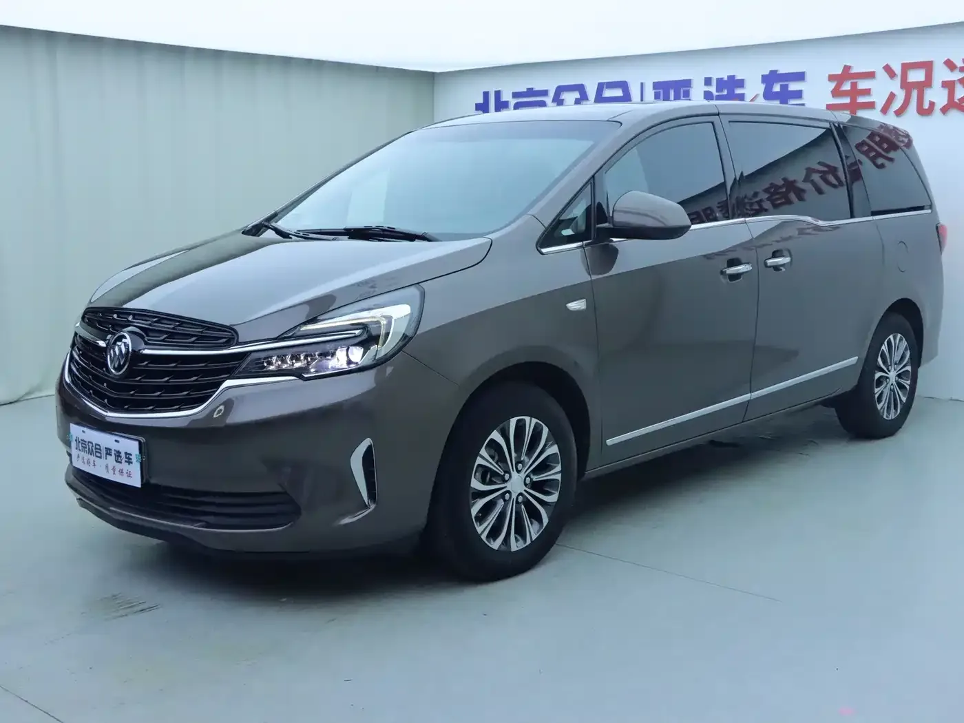 Фотография автомобиля — Buick Buick GL8