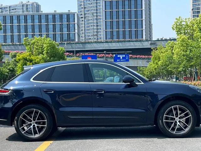 Porsche Macan — Фото автомобиля 2