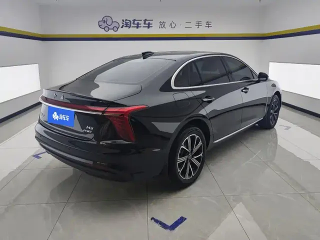 Hongqi H5 PHEV — Фото автомобиля 3
