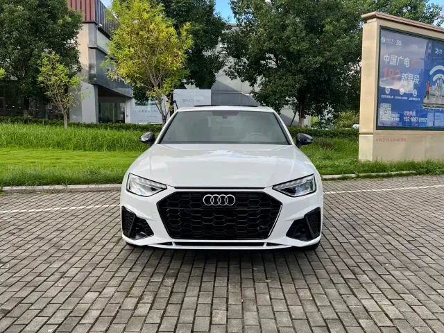 Audi A4L — Фото автомобиля 2