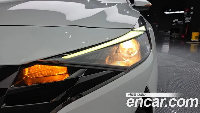 Hyundai AVANTE Avante (CN7) — Фото автомобиля 22