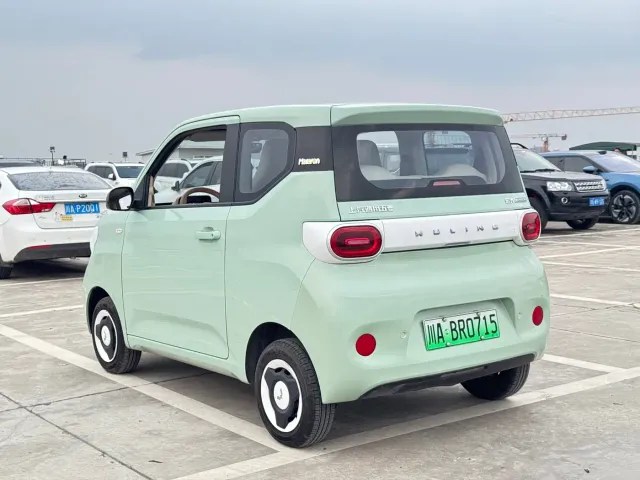 Wuling Hongguang Mini EV — Фото автомобиля 13