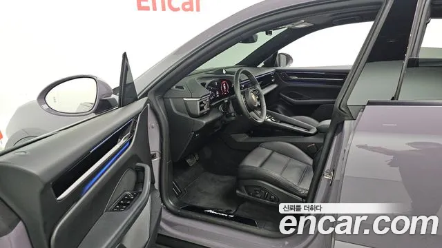 Porsche Macan — Фото автомобиля 10