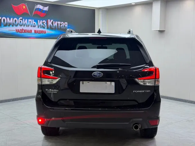 Subaru Forester — Фото автомобиля 5