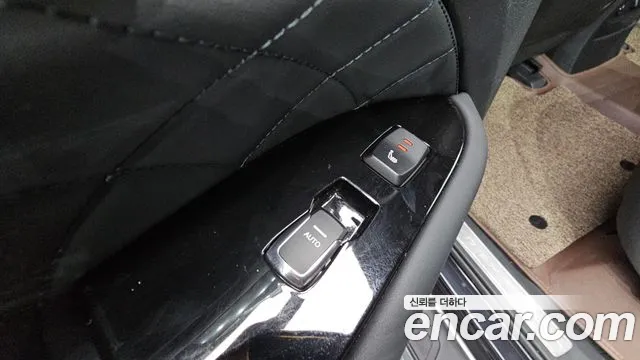 KG_Mobility_Ssangyong Rexton Rexton Arena Дизель 2.2 4WD — Фото автомобиля 19