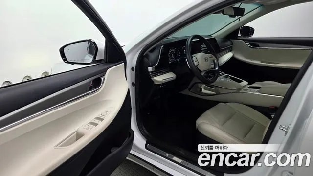 Hyundai Grandeur Новый Grandeur IG — Фото автомобиля 11