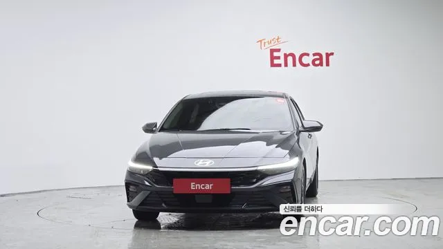 Hyundai Avante — Фото автомобиля 3