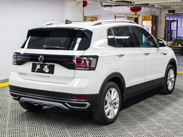 Volkswagen T-Cross — Фото автомобиля 21