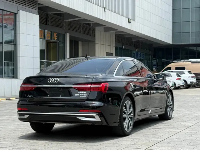 Audi A6L — Фото автомобиля 5