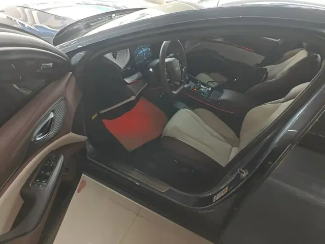 BYD Seal — Фото автомобиля 15