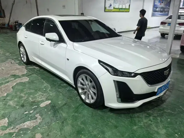 Cadillac CT5 — Фото автомобиля 2
