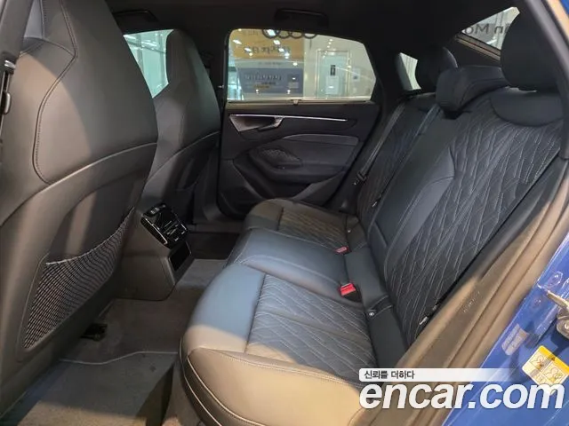 Audi A6 C9 — Фото автомобиля 16