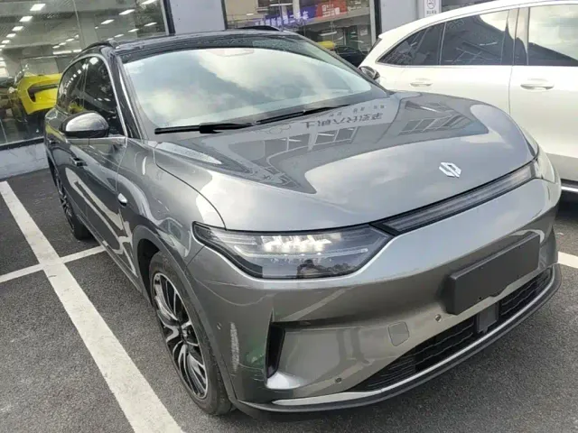 Leapmotor C11 — Фото автомобиля 3