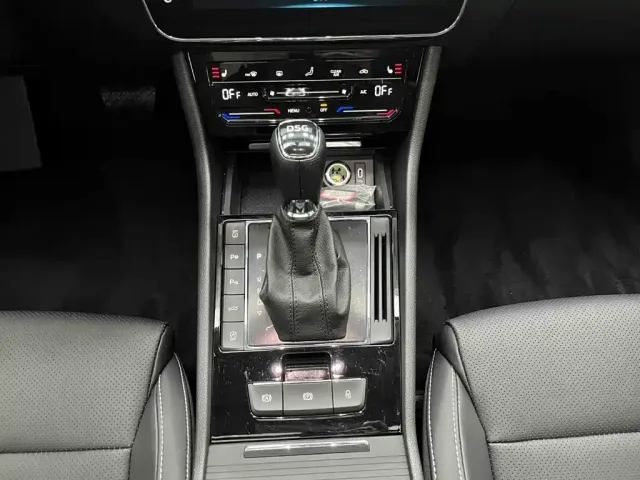 Skoda Superb — Фото автомобиля 10