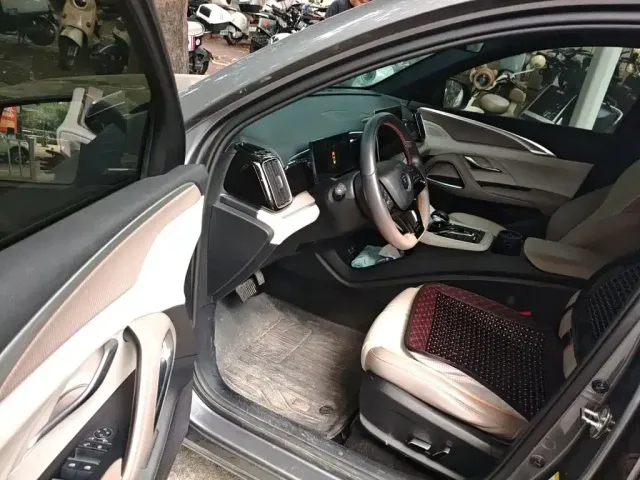 BYD Song Pro — Фото автомобиля 13