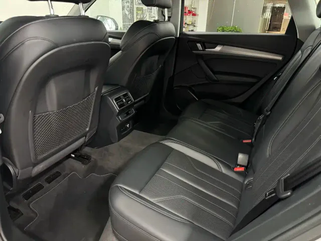 Audi Q5L — Фото автомобиля 7