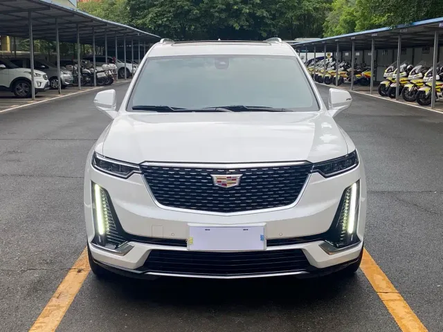 Cadillac XT6 — Фото автомобиля 2