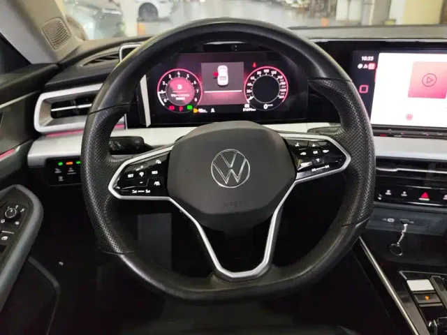 Volkswagen Lamando — Фото автомобиля 15