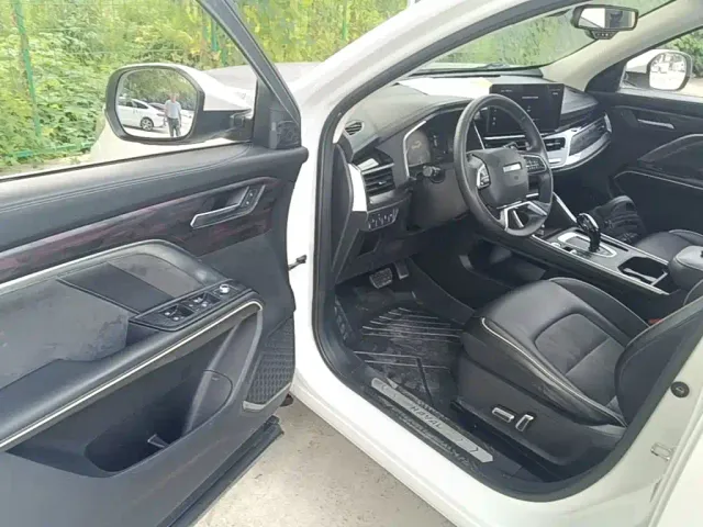 Haval H6 — Фото автомобиля 15