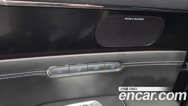 Genesis G90 Бензин 3.5 Turbo 2WD — Фото автомобиля 25