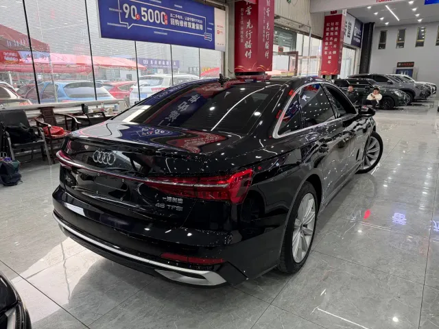 Audi A6L — Фото автомобиля 6