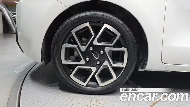 Kia RAY Новый Kia Ray Signature — Фото автомобиля 5