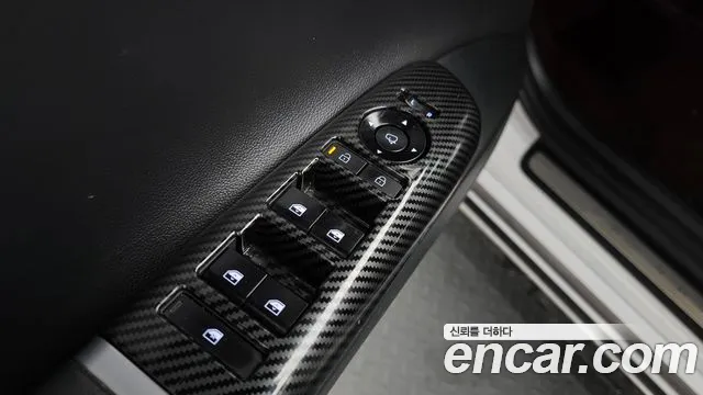 Hyundai Grandeur Grandeur (GN7) 3.5 LPG 2WD (Такси) — Фото автомобиля 22