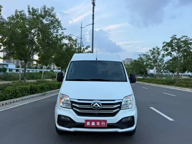 Maxus Xintu V80 — Фото автомобиля 2