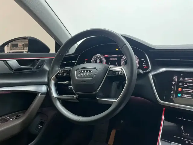 Audi A7L — Фото автомобиля 22